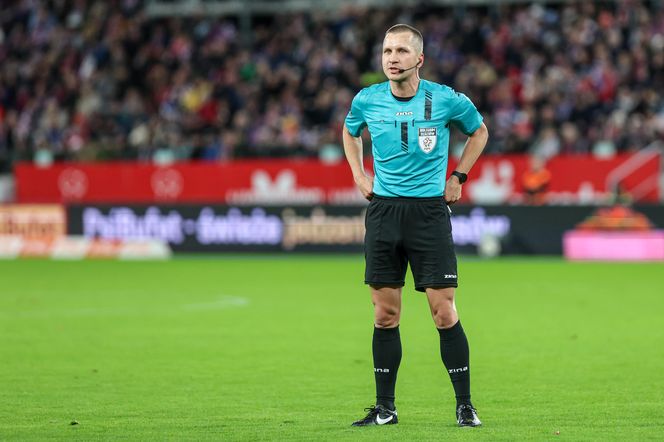 Górnik Zabrze liderem Ekstraklasy. O wyniku zadecydowała samobójcza bramka. Ponad 25 tys. kibiców na trybunach