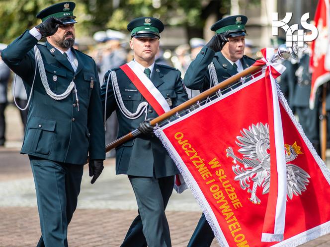 Jest praca w budżetówce na Śląsku! Płacą 4 tys. zł, a to nie wszystko! Lista profitów jest długa, wymagań - niekoniecznie