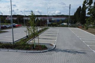 Nowy parking przy pętli Turkusowa