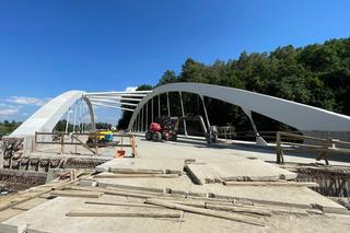 Most w Kobylcu (gmina Łapanów) na DW 966