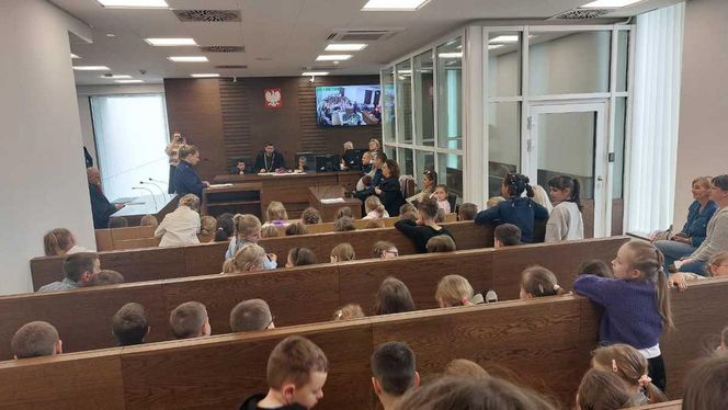 Wilki na ławie oskarżonych.