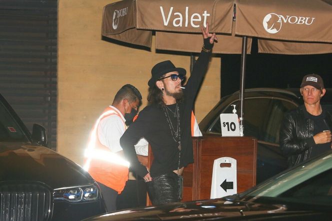 Gwiazdorzy rocka pobili się na scenie! Pozywają się nawzajem