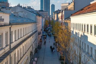 Ulica Chmielna w Warszawie przeszła renowację. Wcześniej straszyła, dziś zachwyca