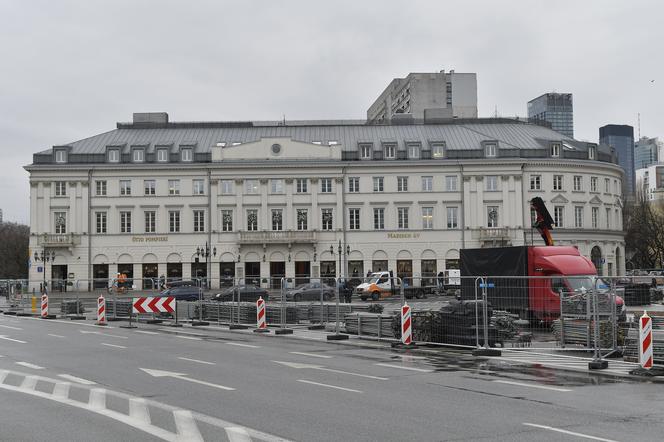 Finał WOŚP 2023. Budowa sceny w Warszawie