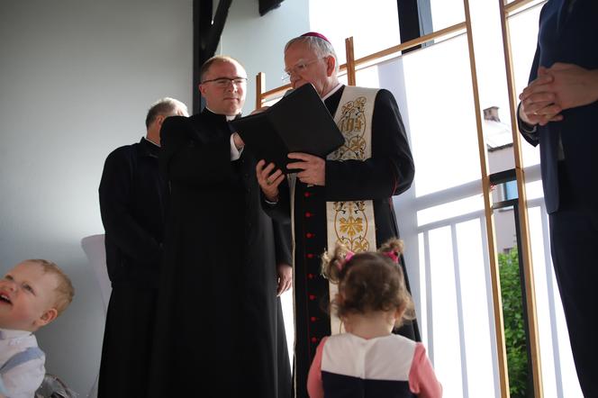 Nadanie Domowi Samotnej Matki w Krakowie imienia kard. Karola Wojtyły 