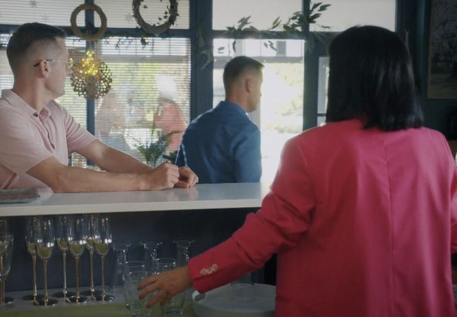 M jak miłość odc. 1840. Kinga (Katarzyna Cichopek), Paweł (Rafał Mroczek), Piotrek (Marcin Mroczek)