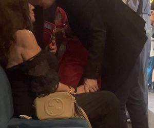 Agnieszka Perepeczko je, pije i tańcuje w środku nocy