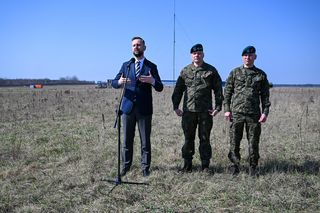 Szef MON o umowie z Hutą Stalowa Wola. „Przez lata nie było to możliwe”