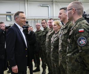 Andrzej Duda w Bazie Lotniczej w Amari