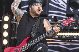 Fieldy wróci do grania z Kornem? Basista zabrał głos w wywiadzie