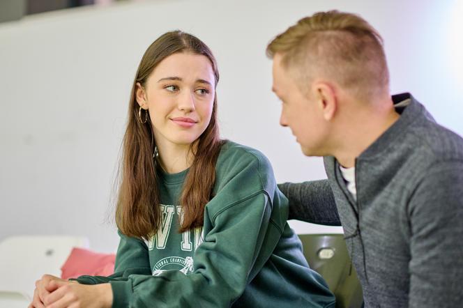Na Wspólnej, odcinek 3601: Ula zakocha się w Igorze! Pod nieobecność ojca zamieszka z Nowakiem - ZDJĘCIA