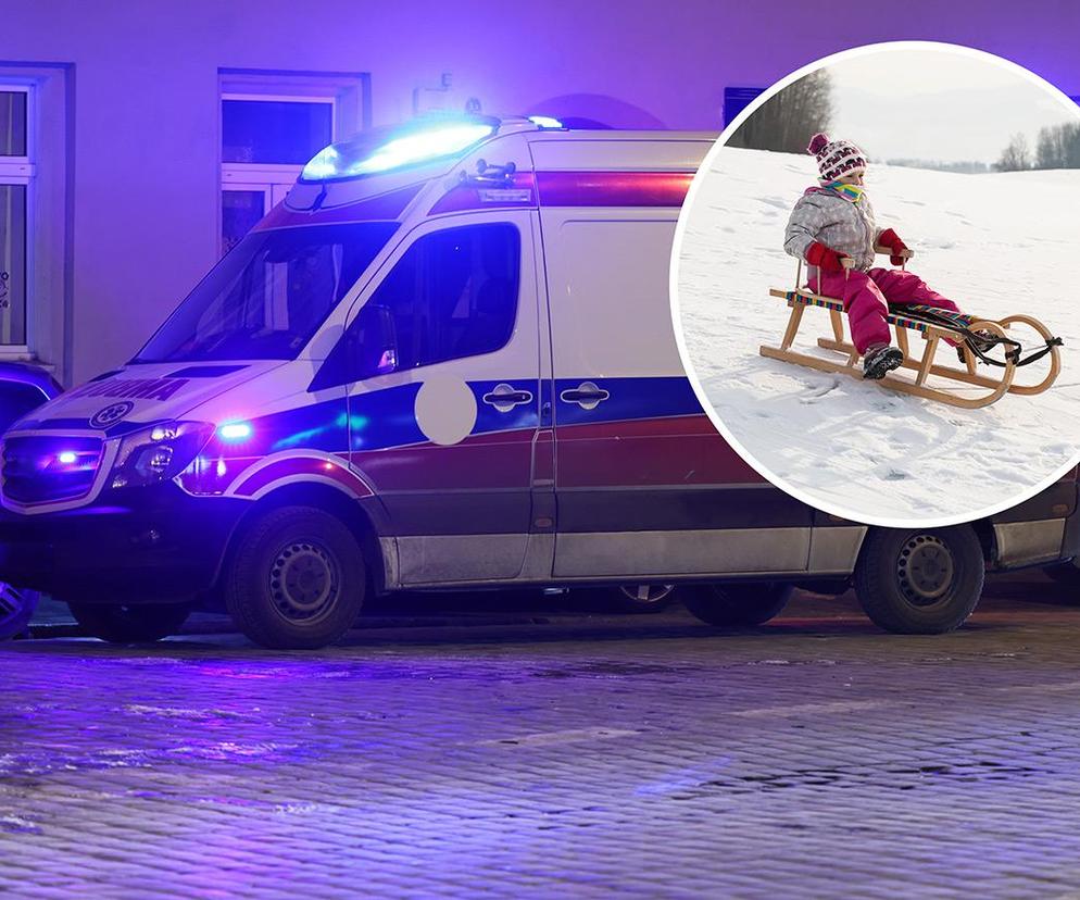 Na przejściu dla pieszych w Puławach doszło do groźnego wypadku. 6-letnia dziewczynka spadła z sanek, zaraz potem najechał na nią samochód. Dziewczynka trafiła do szpitala.