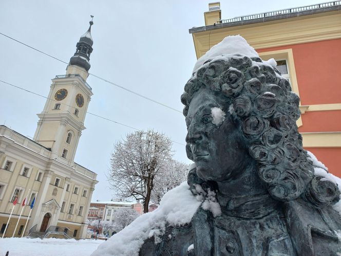 Leszno wygląda bajkowo! Na walentynki sypnęło śniegiem