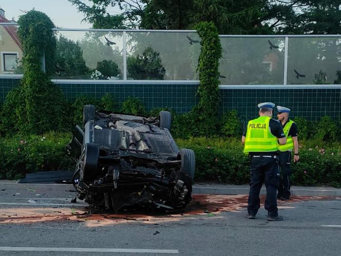 Pijany kierowca tira staranował autobus miejski. 12 osób rannych, a trzy walczą o życie