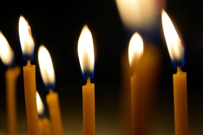 Przeżywanie żałoby - ile czasu potrzeba do pogodzenia się ze śmiercią bliskiej osoby?