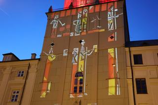 Lublinalia 2024. Na Wieży Trynitarskiej można oglądać wyjątkową iluminację.