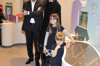 Córka Marty Kaczyńskiej wyjechała z Polski. Wnuczka Lecha Kaczyńśkiego wygląda jak... Koreanka!