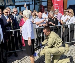 Danuta Wałęsa była sprawdzana przez wejściem na teren obchodów w Gdańsku. SOP wydała oświadczenie 