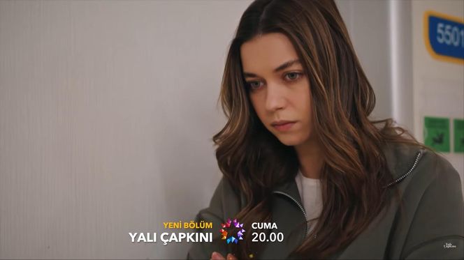 Suna z serialu Złoty chłopak jest w ciąży