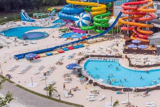Aquapark Fala w Łodzi uruchamia baseny zewnętrzne