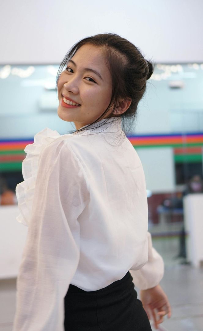 Najmodniejsze fryzury do biura. Są nie tylko praktyczne, ale też bardzo kobiece i stylowe