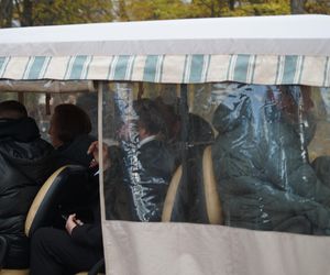 Zrobili z aktorów lalki