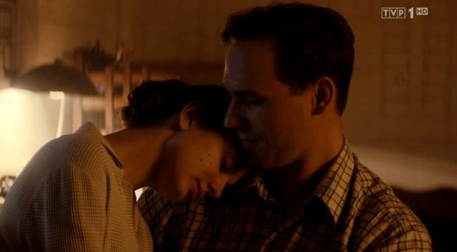 	Stulecie Winnych 2 sezon odc. 25. Ania (Weronika Humaj), Michał (Stefan Pawłowski)