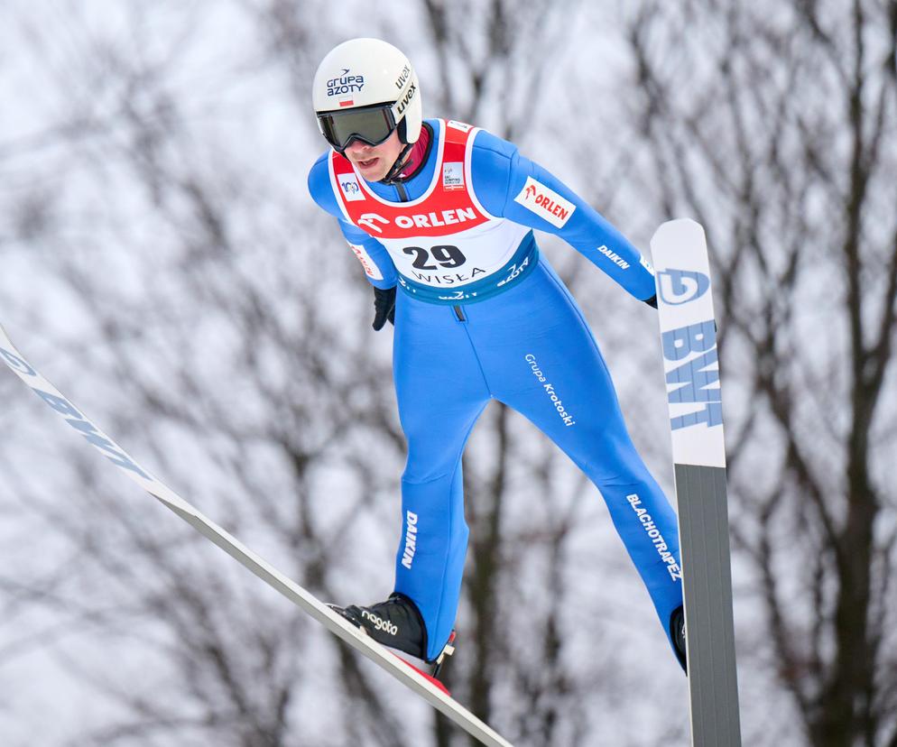 O której godzinie skoki dzisiaj 15.01.2024 poniedziałek O której dzisiaj skoki narciarskie 15 stycznia 2024 PolSKI Turniej