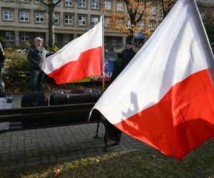 Pikieta przeciw „wybitnym Polakożercom”