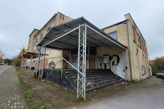 Kiedyś była tu dyskoteka, dziś miejsce popada w ruinę. Smutny los klubu Come-In [ZDJĘCIA]