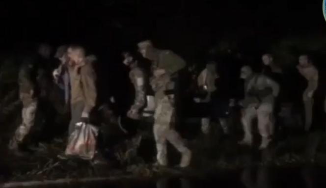 Żołnierze z AZOVa wolni