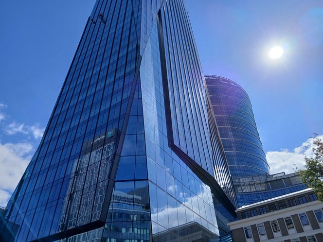 Wieżowiec The Bridge w Warszawie