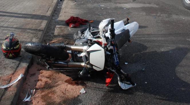 Dramat w Wadowicach Górnych. Grób  młodego chłopaka tonie w kwiatach [ZDJĘCIA]