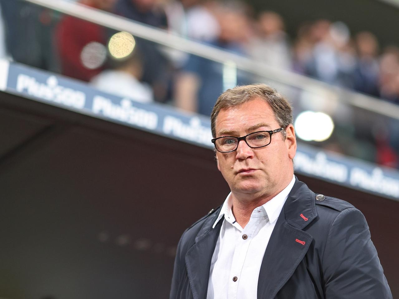 Przed wieczornym hitem Ligi Mistrzów Jan Urban spojrzał na ławkę Liverpoolu. To go zmartwiło