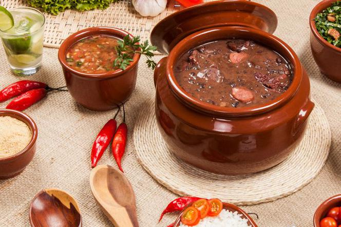 Feijoada: przepis na brazylijski gulasz