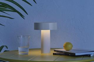 Lampki na balkon w stylu skandynawskim