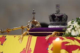 Pogrzeb Elżbiety II. Tak przebiegało pożegnanie brytyjskiej królowej RELACJA NA ŻYWO
