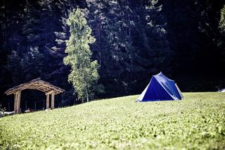Bieszczady. Pole namiotowe w Bereżkach otwarte dla turystów! Są jednak specjalne zasady