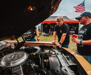 Tesla Cybertruck po raz pierwszy w Polsce! Zobacz futurystyczny pojazd na American Cars Mania 2025