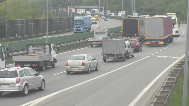 Poniedziałek po "majówce" w Krakowie: wielkie korki i utrudnienia