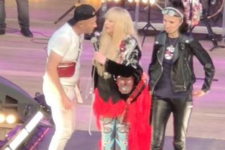 Facet wtargnął na scenę podczas koncertu Maryli Rodowicz. Ochroniarz nie zdążył