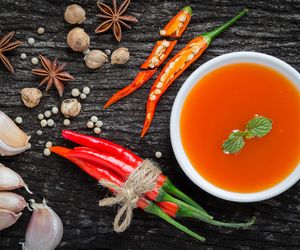 Domowy sos chili: przepis na chiński sos słodko-kwaśny