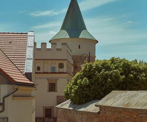 To jeden z najpiękniejszych domów w Małopolsce. Kiedyś był dworem obronnym, dziś zachwyca turystów