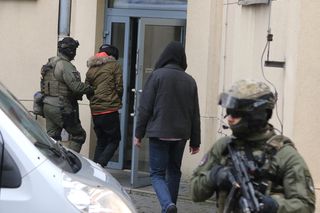 Sprawa Kajetana Poznańskiego wciąż bulwersuje. Nieznane zdjęcia z miejsca zbrodni