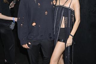 Leon Myszkowski, syn Justyny Steczkowskiej brylował na salonach z ukochaną. Czułościom nie było końca!