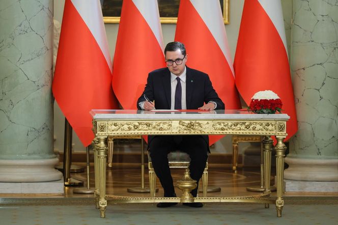 Zmiany w polskim rządzie. Prezydent powołał nowych ministrów