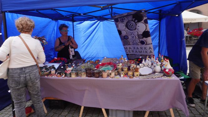 Dni Olsztyna 2025. Dziesiątki wystawców i setki olsztynian na Jarmarku Jakubowym