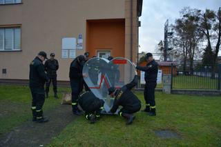 Gaszą pożary i rozpalają serca. Zamojscy strażacy zrobili wyjątkową instalację