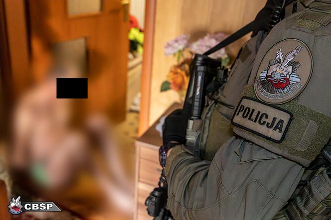 Pseudokibice handlowali narkotykami w Opolu. Grupę rozbiło CBŚP