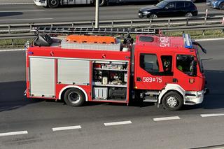 Szoferka kompletnie zmiażdżona, a kierowca wyszedł bez szwanku. Niesamowity wypadek na S8